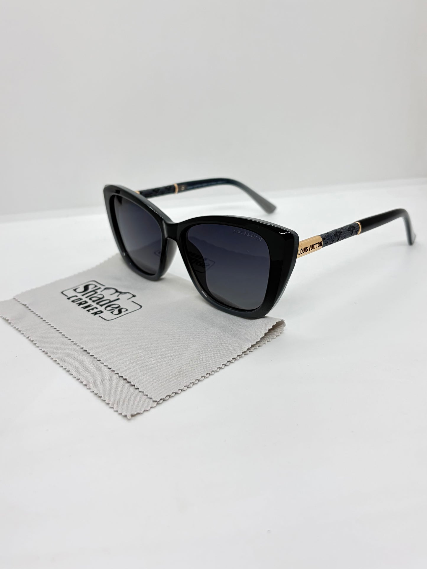 Lv leather